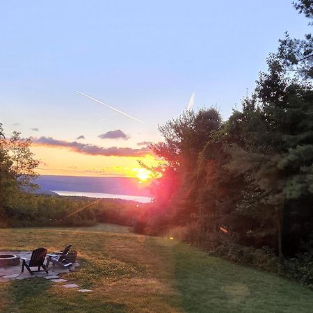 Lake-View Home With Pool In Hammondsport! Exterior photo