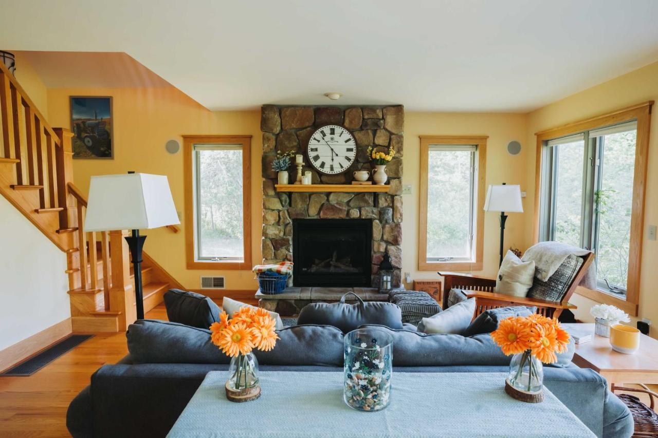 Lake-View Home With Pool In Hammondsport! Exterior photo